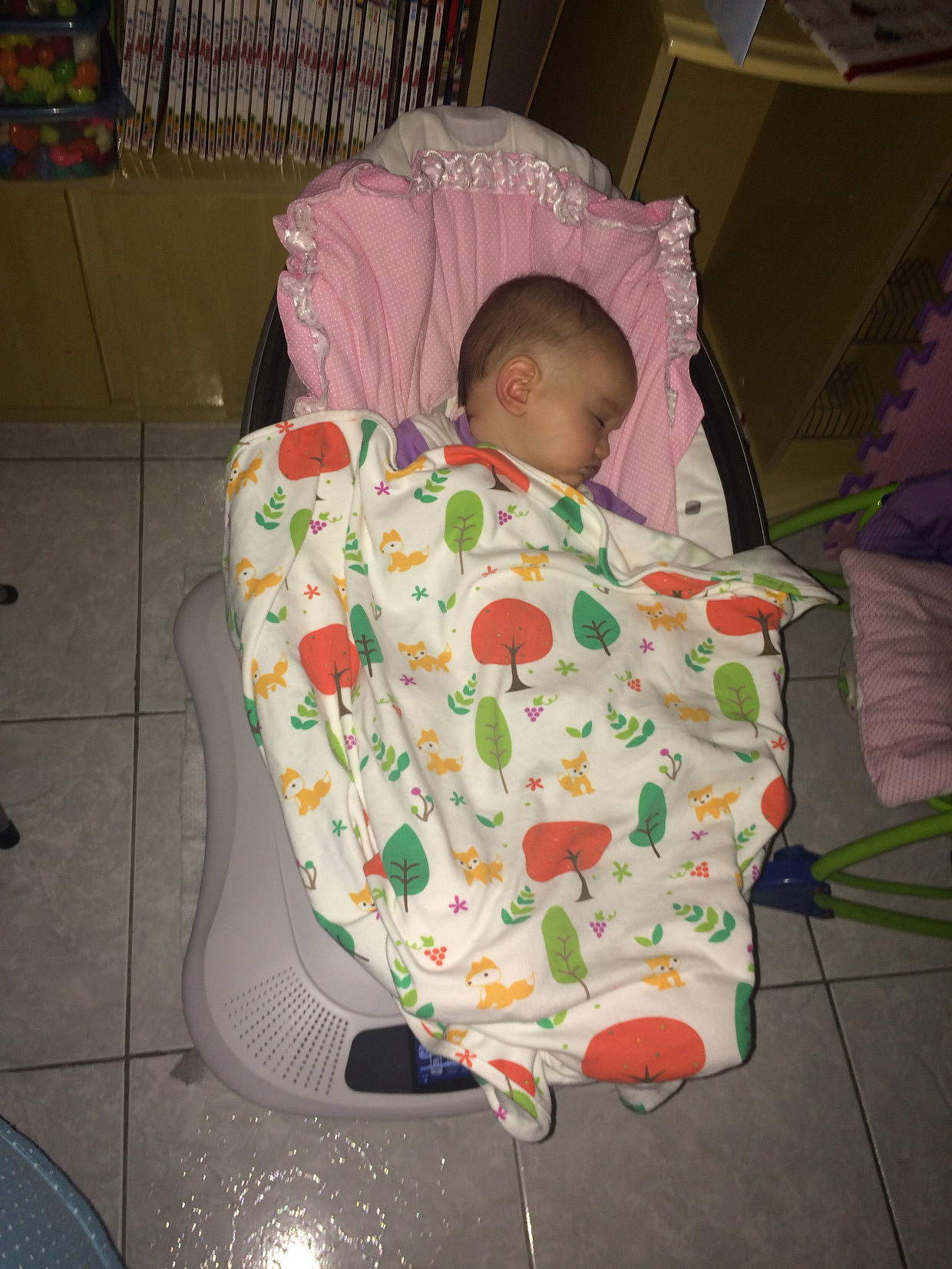 Pri na cadeirinha de balanço